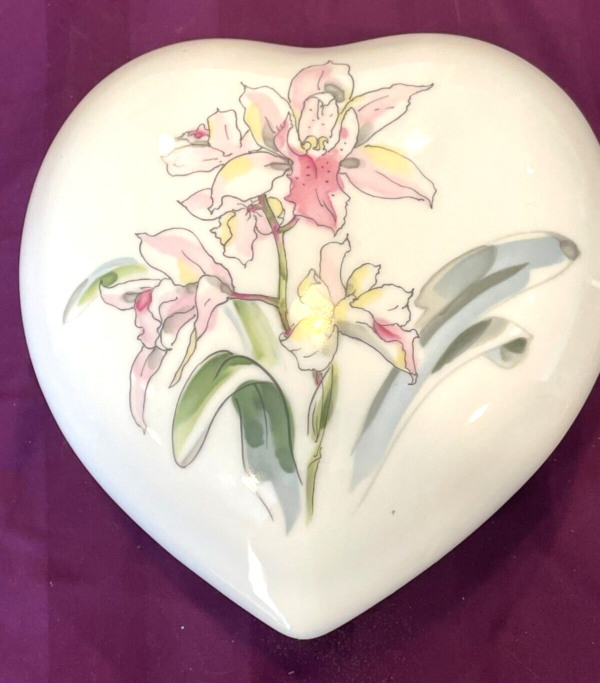 LARGE VINTAGE JAPAN PRICE PRODUCTS ORCHID BOX MINT CONDITION -FREE SHIP