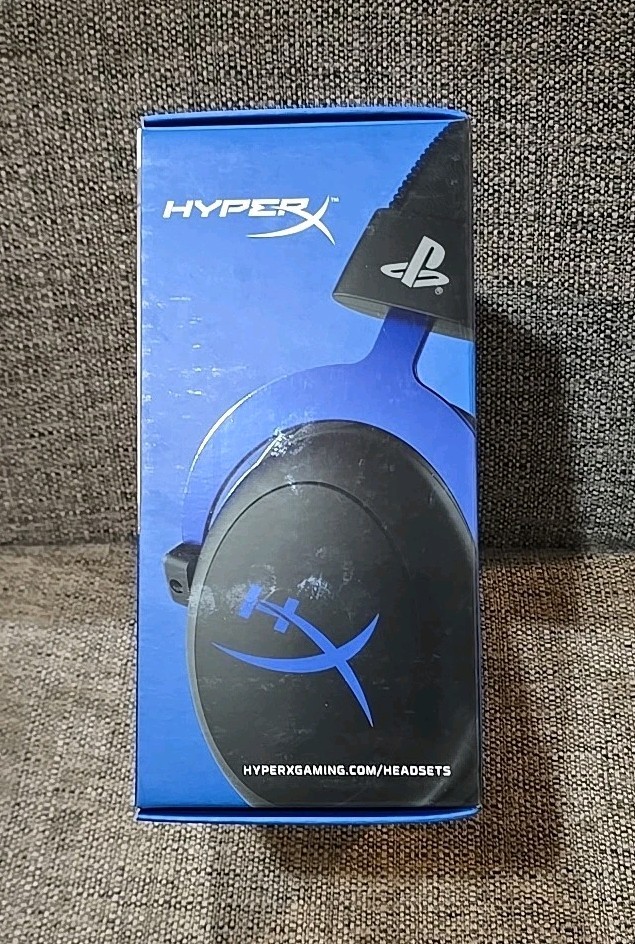 /L@@K\ HyperX Cloud PlayStation Official PS4 Wired Stereo Gaming Headset. Nice!