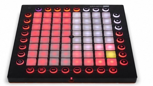 Novation Launchpad Pro MIDI Controller Grid - 64 Pad RGB Ableton Live Controller