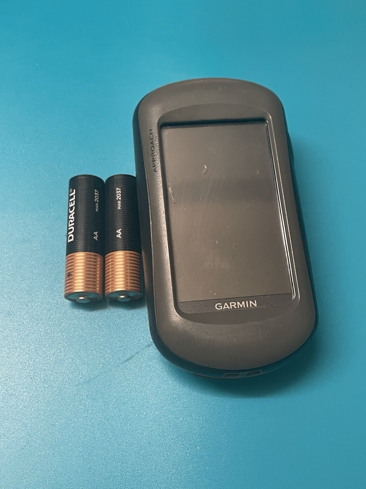 Garmin Approach G5 Handheld golf GPS assistant W/BATTERIES