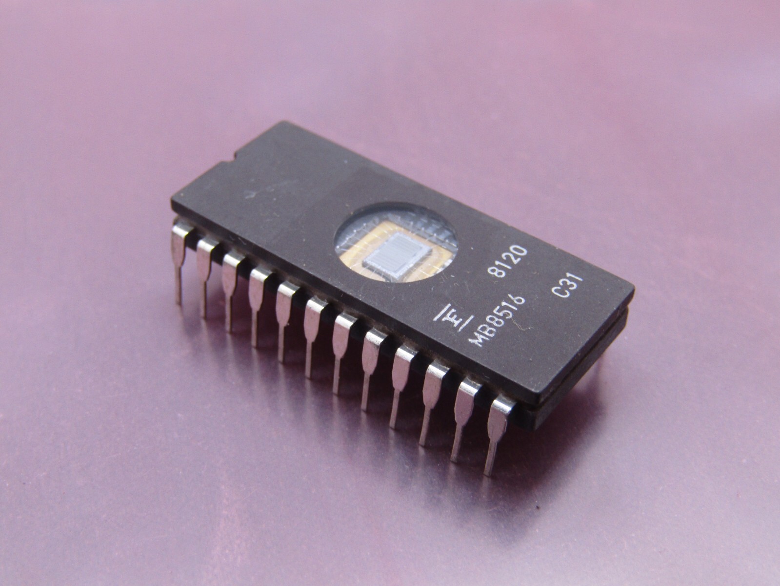 MB8516 Fairchild Vintage  EPROM 2716 2KX8  NOS