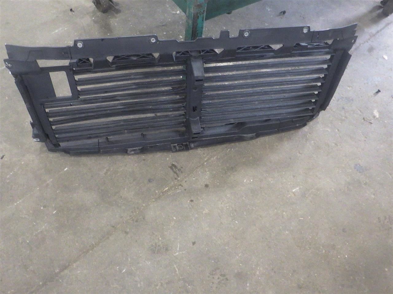 6.6L Duramax Diesel Upper Air Shutter Fits 22-23 SILVERADO 2500 2500HD