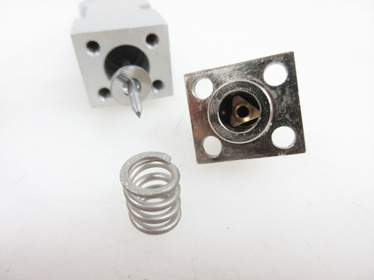 NORDSON ZERO CAVITY MODULE .012 1051741 - JC22F USED CLEAN