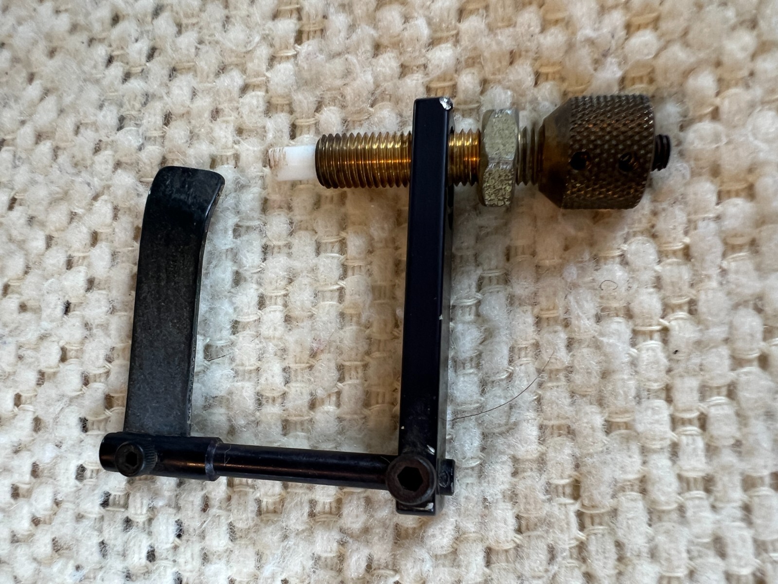 Slab Flipper Plunger Archery Rest