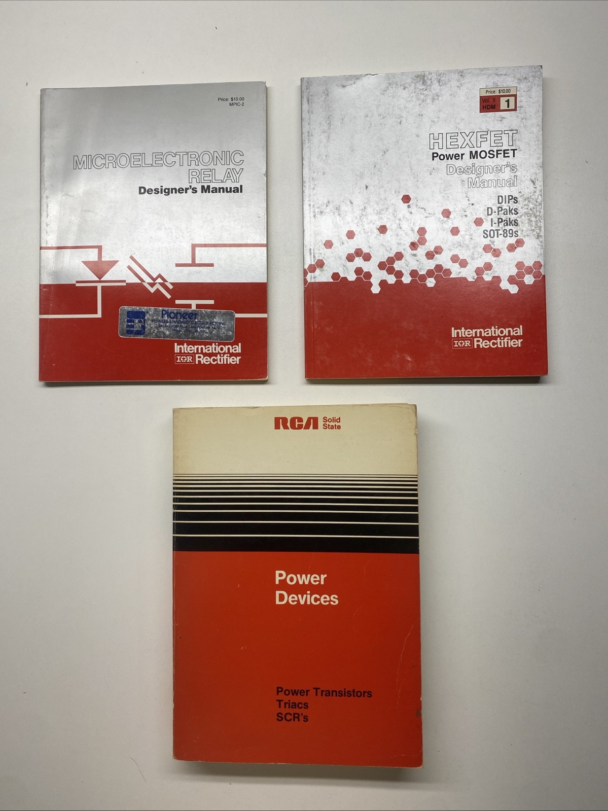 I.R. HEXFET Power Mosfet  Designer Man.+ MicroElectronic Relay+Power Devices.B34