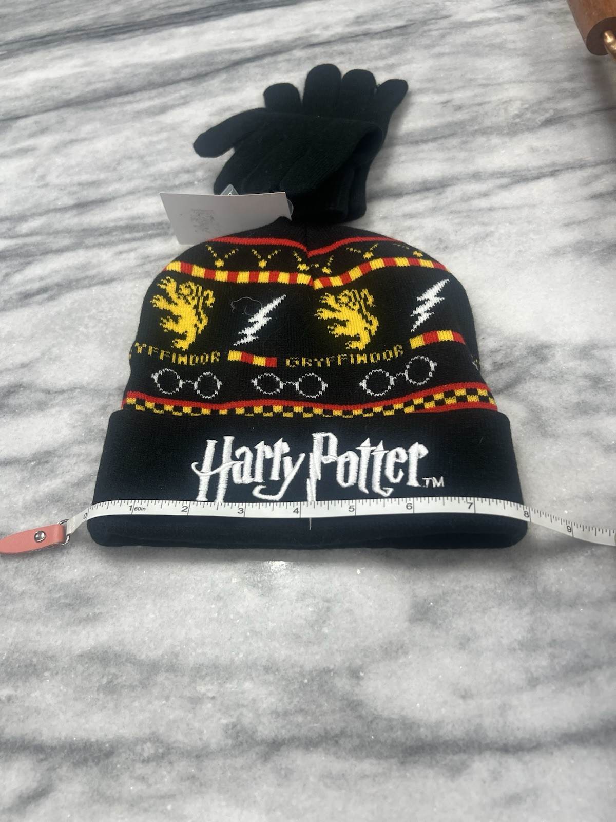 Harry Potter Kids Beanie/ Gloves NWT