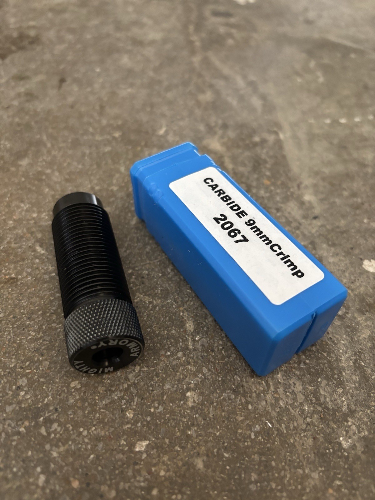 Mighty Armory 9mm Carbide Crimp Die #2067 Reloading Die w/ Case