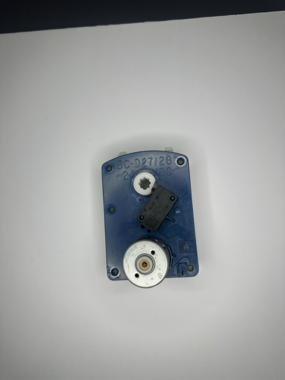 AMS SENSIT 3 SNACK / COMBO MACHINE LEFT VEND MOTOR