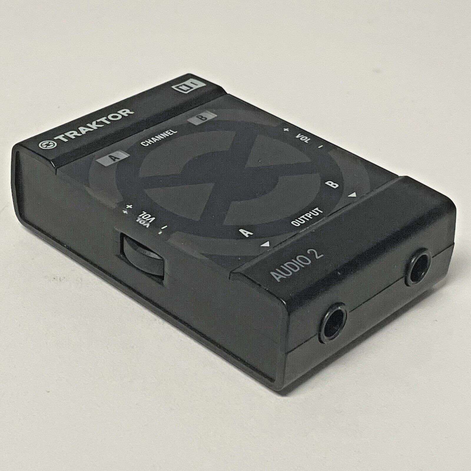 NATIVE INSTRUMENTS TRAKTOR AUDIO 2 HW DJ Interface with Cord Adapter