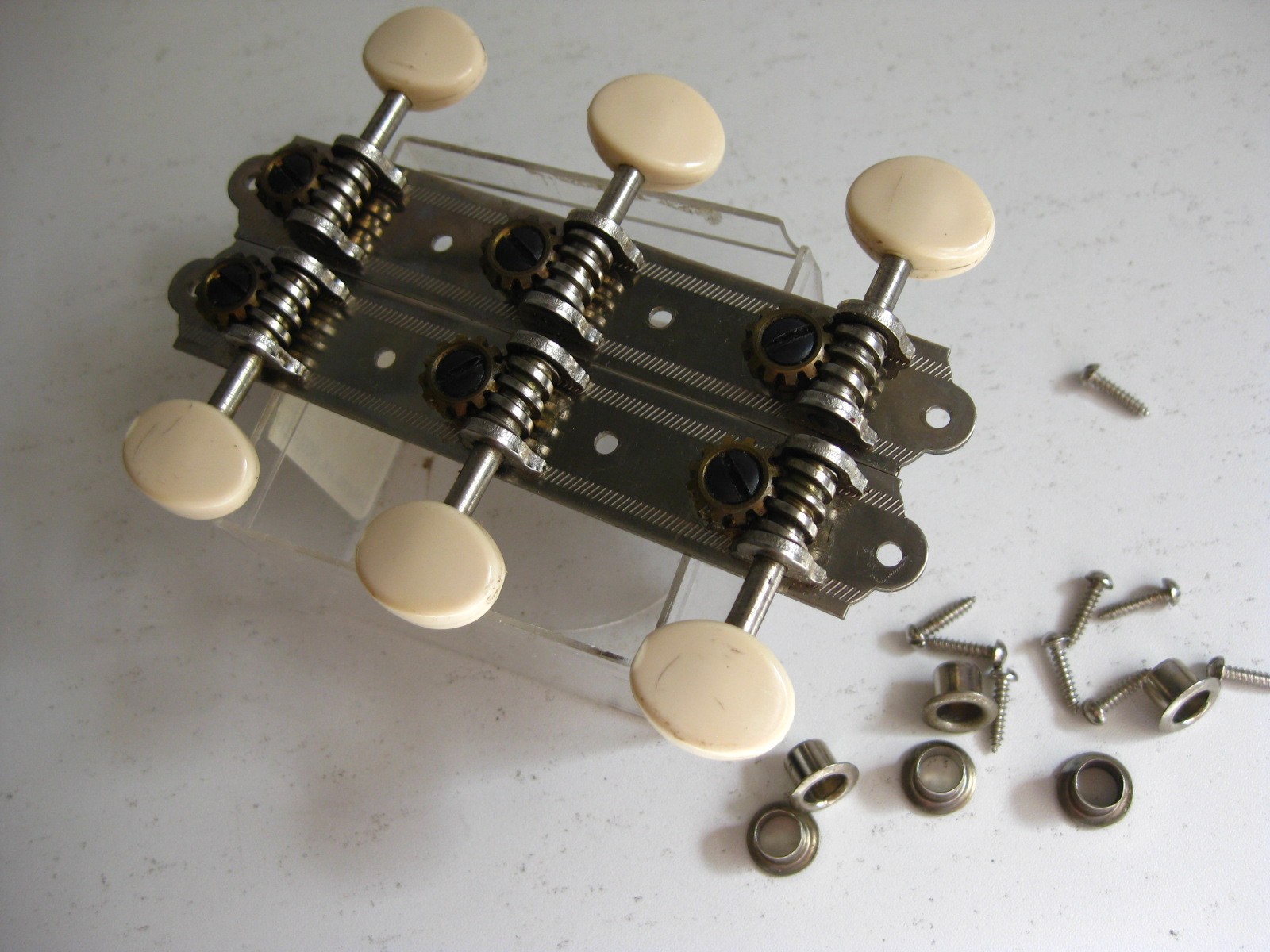 Vintage 60's Martin Guild Guitar Tuners Set by Waverly for Project Upgrade