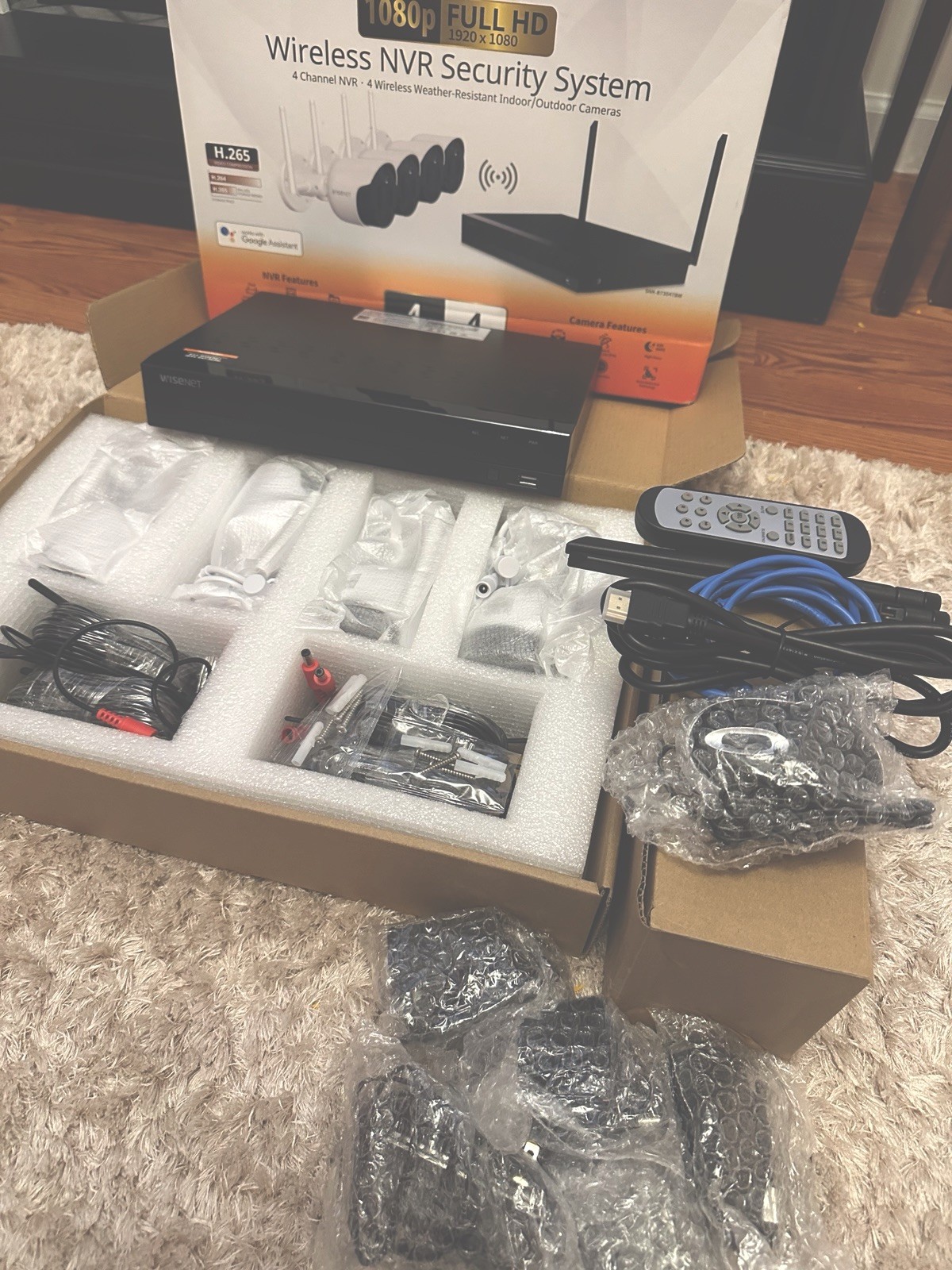 Wisenet 4 Wireless camera kit