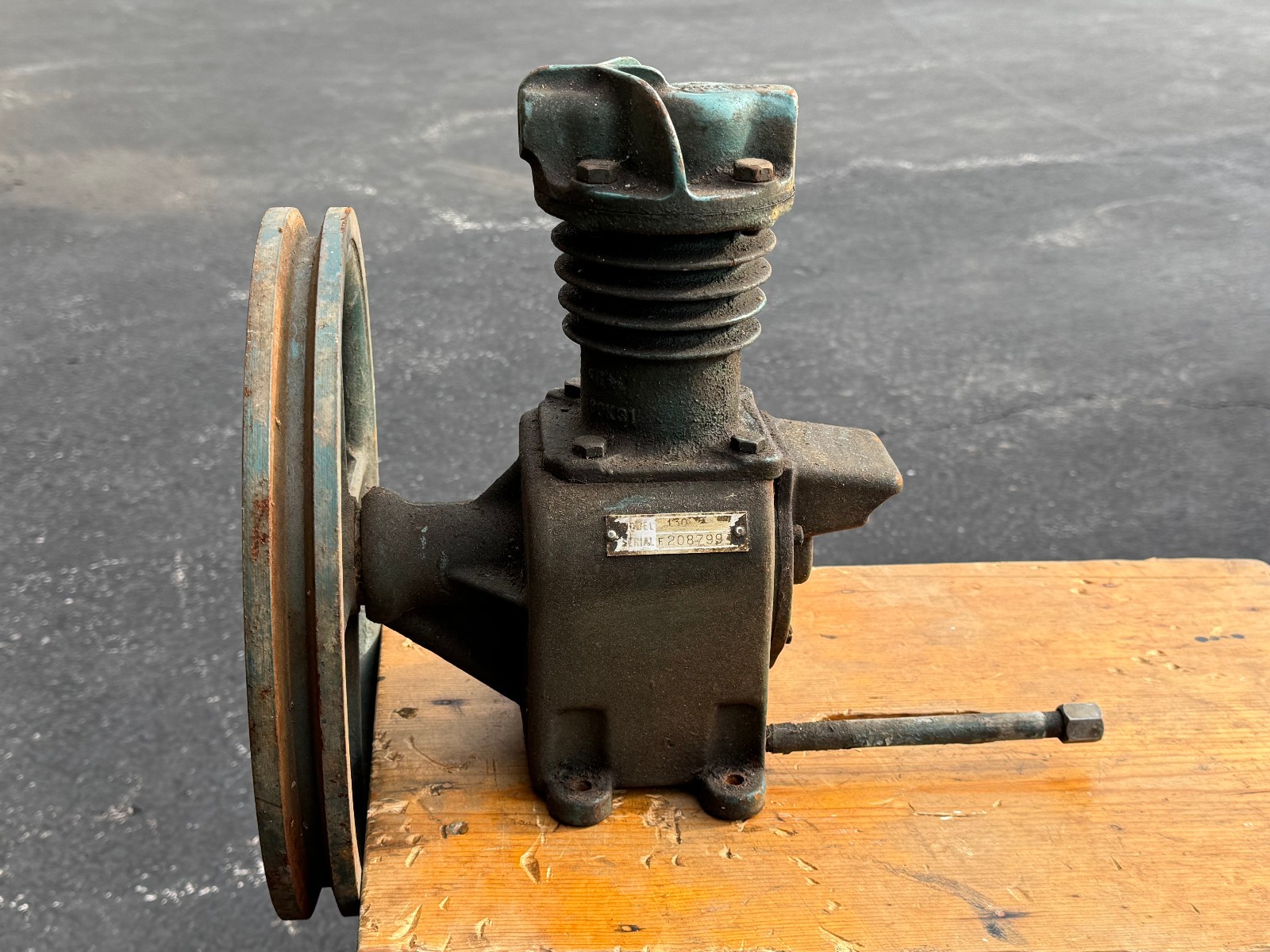 Antique Air Compressor Pump Fly Wheel Curtis Kellogg Devilbiss Automotive Tool
