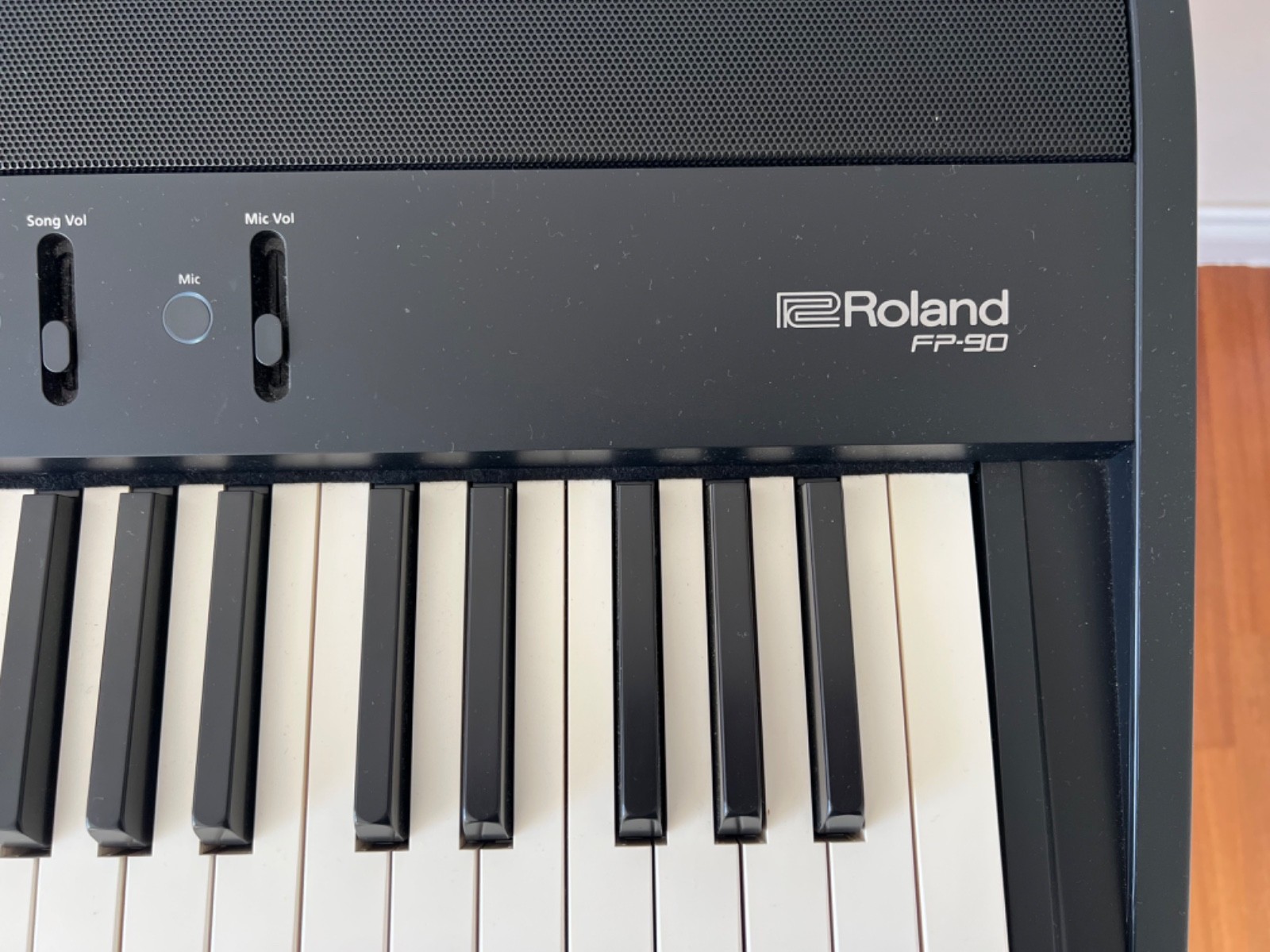 Roland FP-90 Digital Piano