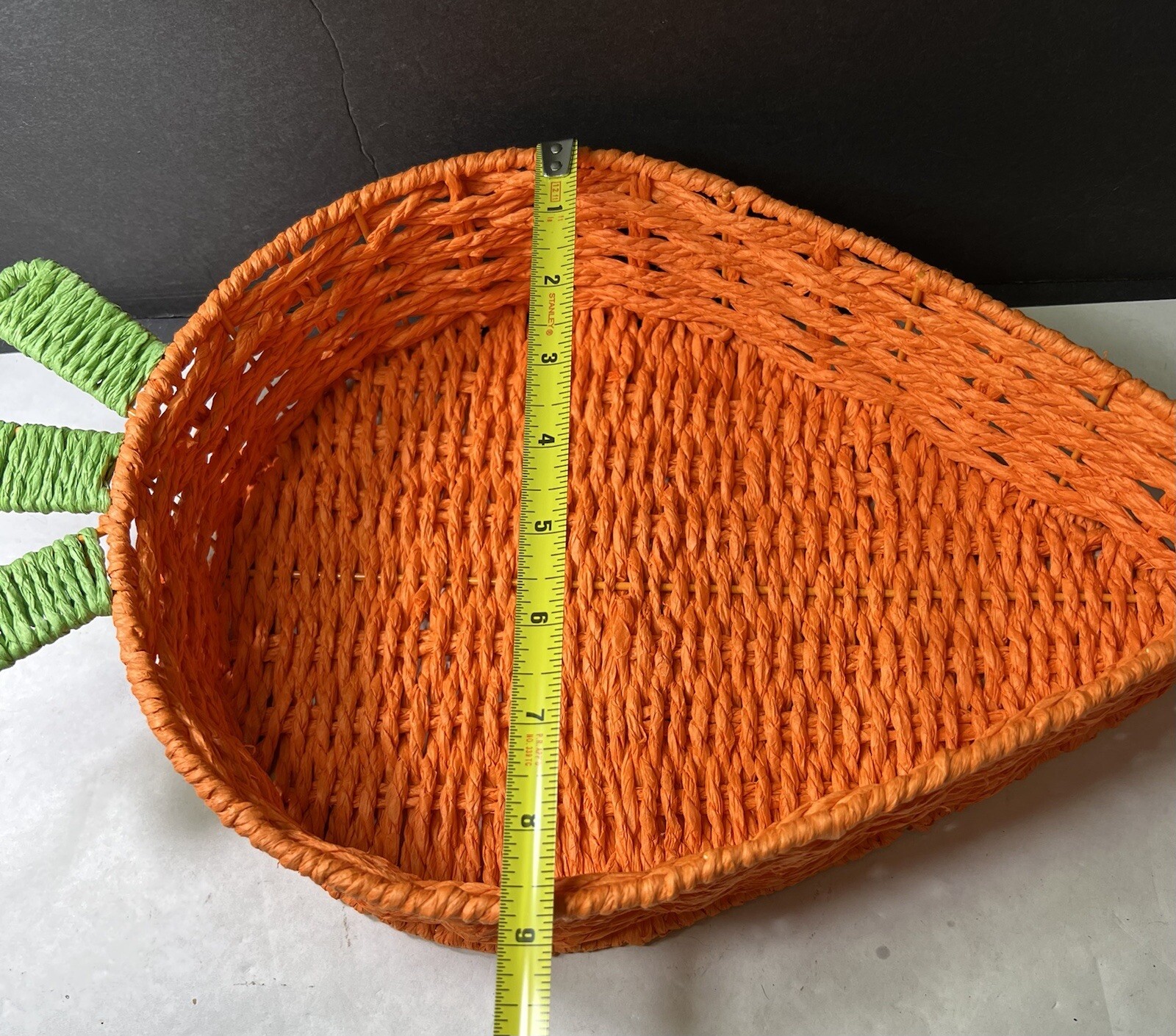EASTER CARROT SHAPED WOVEN BASKET