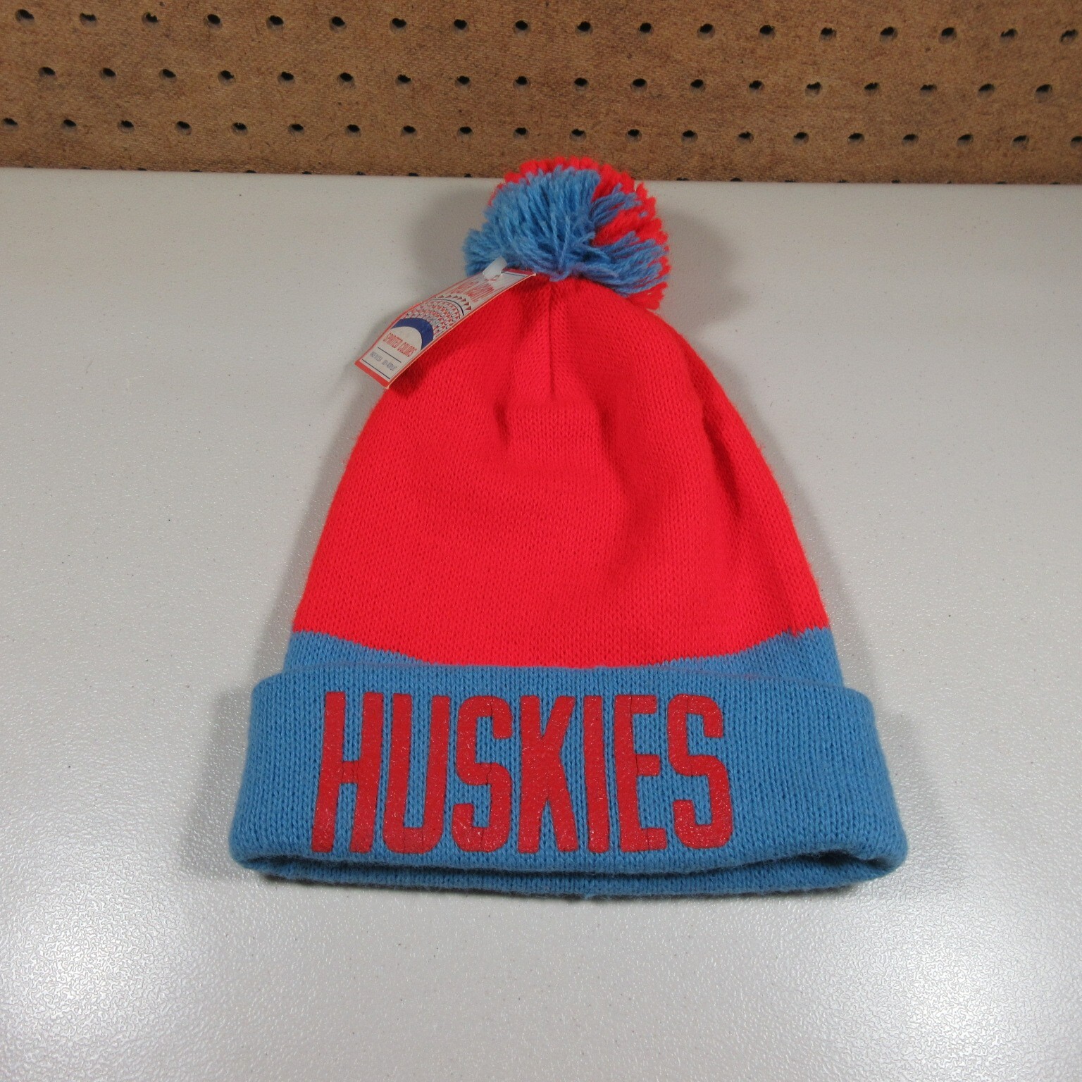 Headwear of Hi-bulk youth red an blue Huskies cuffed pom beanie winter hat NWT