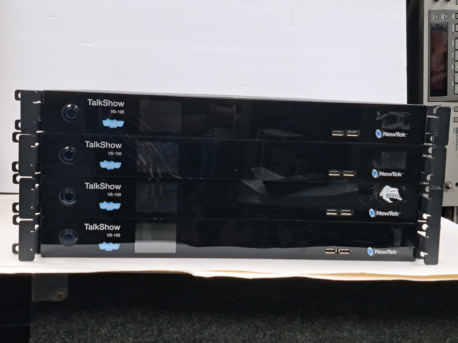 NewTek VS-100 TalkShow Video Calling System