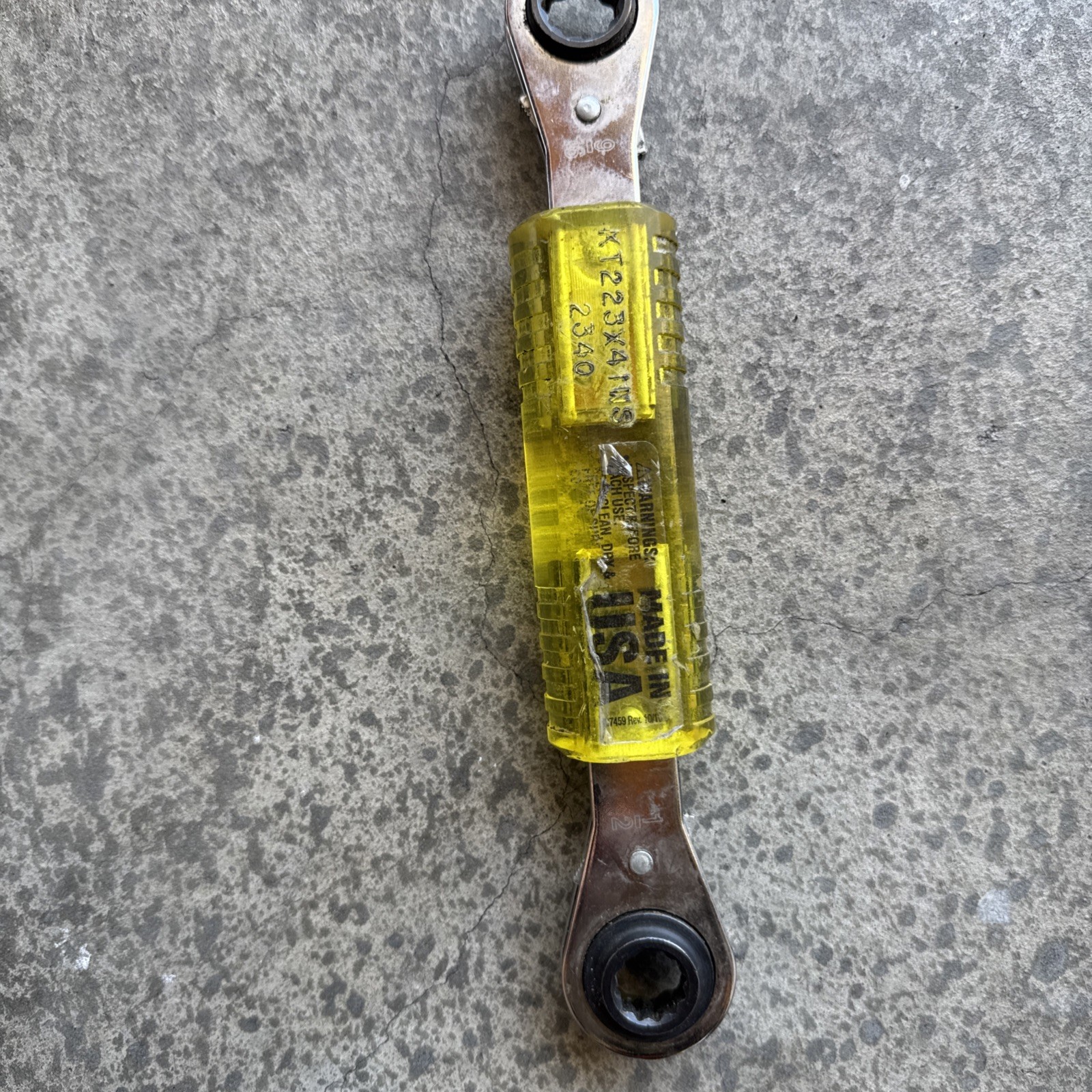 Klein Tools KT223X4-INS Lineman's Insulating 4-in-1 Box Wrench