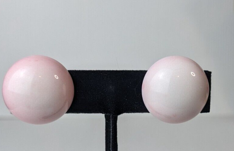 vintage fading pink plastic clip on earrings dot semicircle shape silver tone