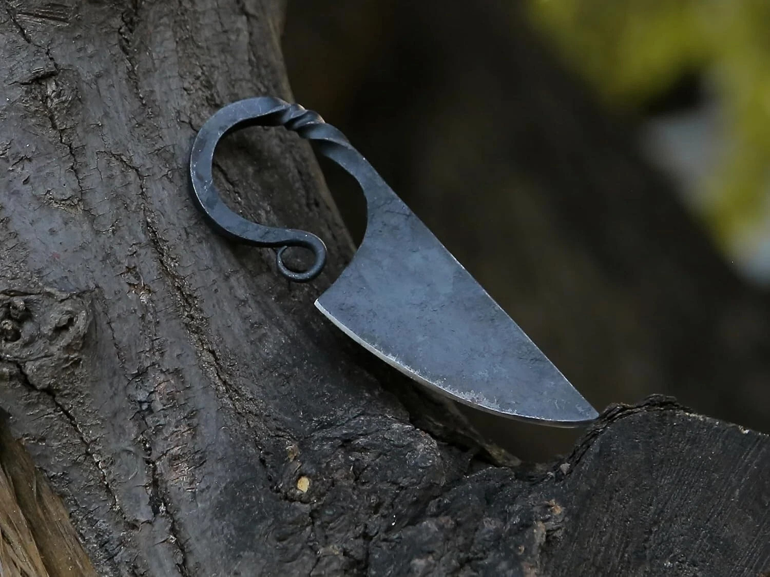 Handmade Viking Knife – Hand-Forged Celtic Pocket Knife | Full Tang Vintage Blad