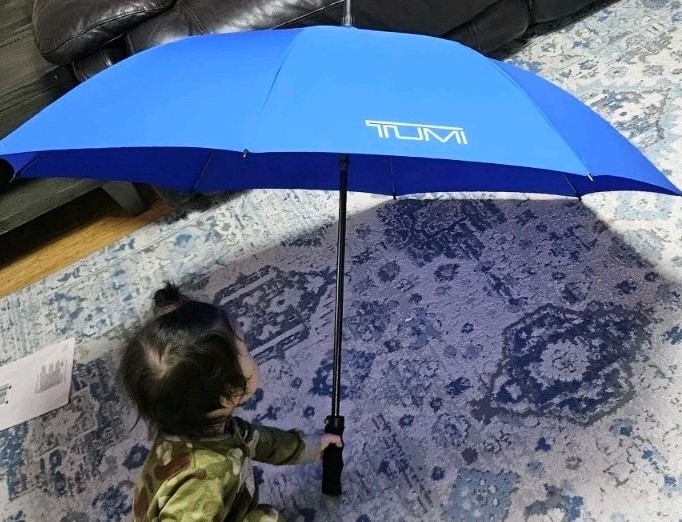 New Tumi Stick Blue with White Logo Large Golf Umbrella NIB Great Christmas Gift