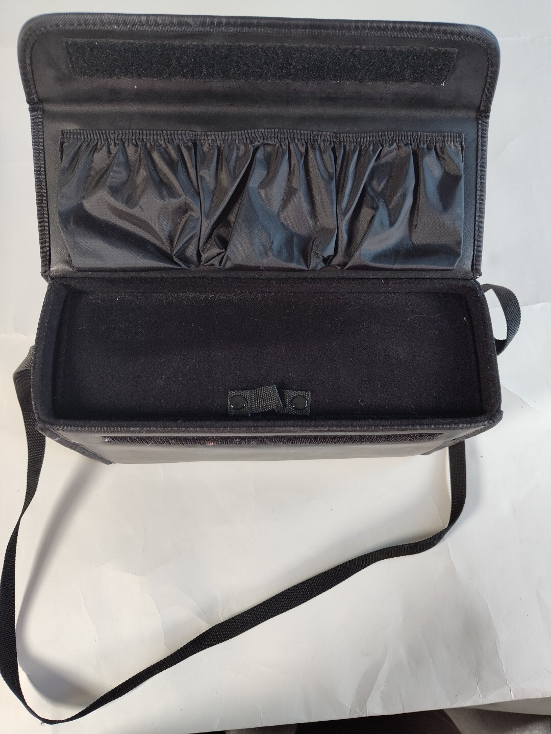 Nikon Ss-29 Black Camera Case Shoulder Strap Preowned Condition.