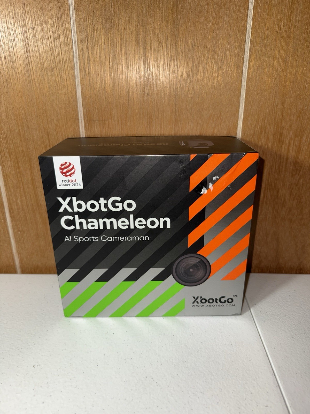 XbotGo Chameleon AI Sports Cameraman Lava Graphite CHMB01 with Carrying Bag