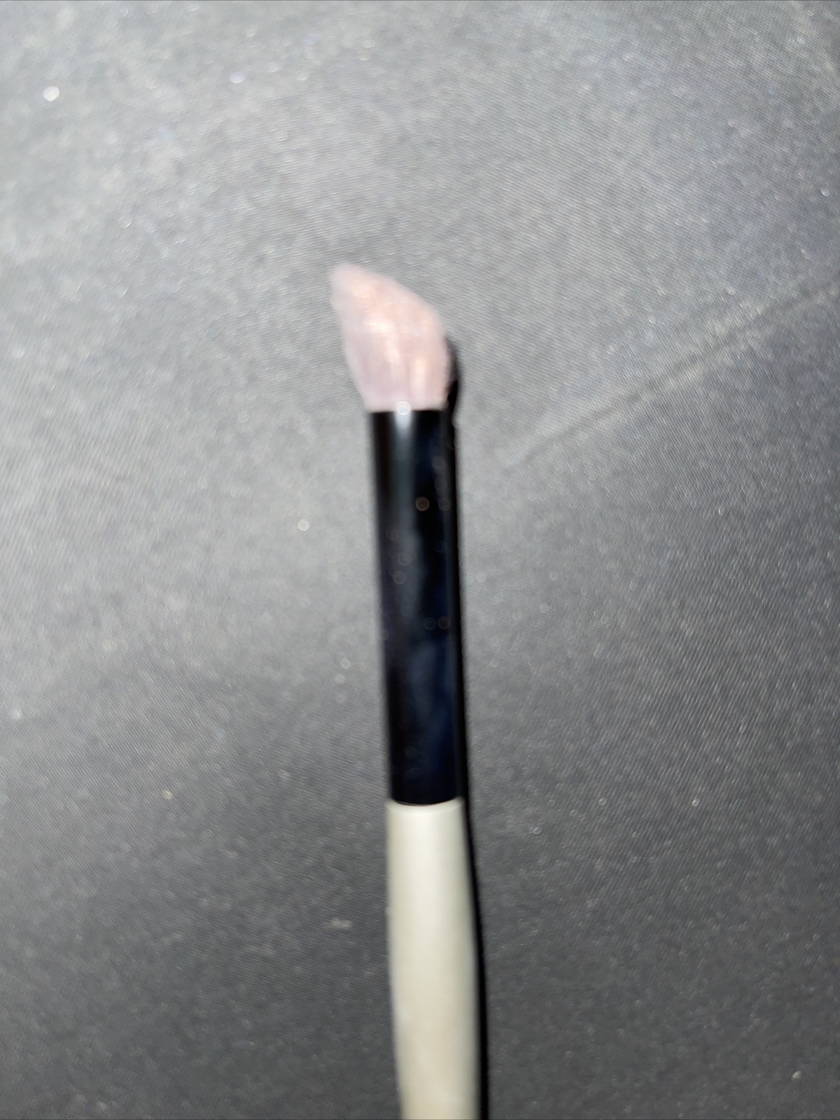 Paula Dorf Eye Contour brush