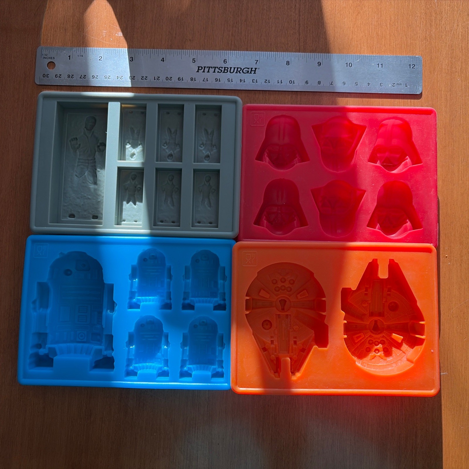 STAR WARS Silicone 4 Piece Lot Molds Chocolate Candy Crayon Jello Ice Tray