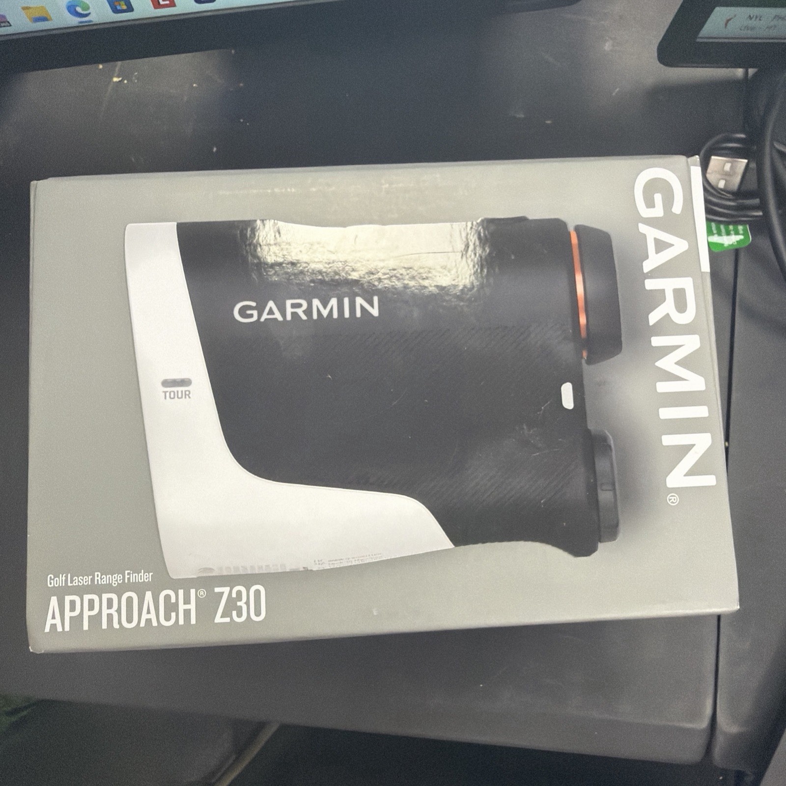 Garmin Approach Z30 Golf Laser Range Finder Range Up to 400 Yards Away