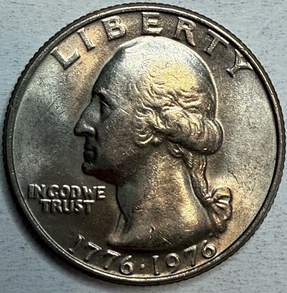 1976 Uncirculated Bicentennial Quarter Exact Coin Imaged #WQ39