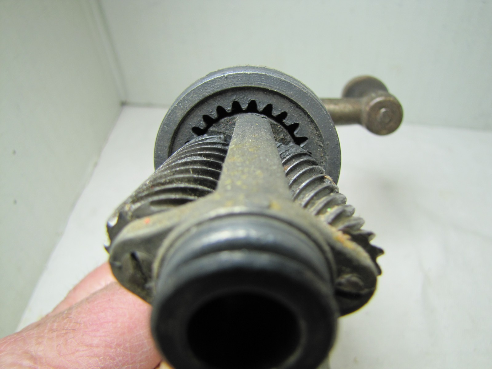 Vintage UNBRANDED Automatic Pencil Sharpener USED