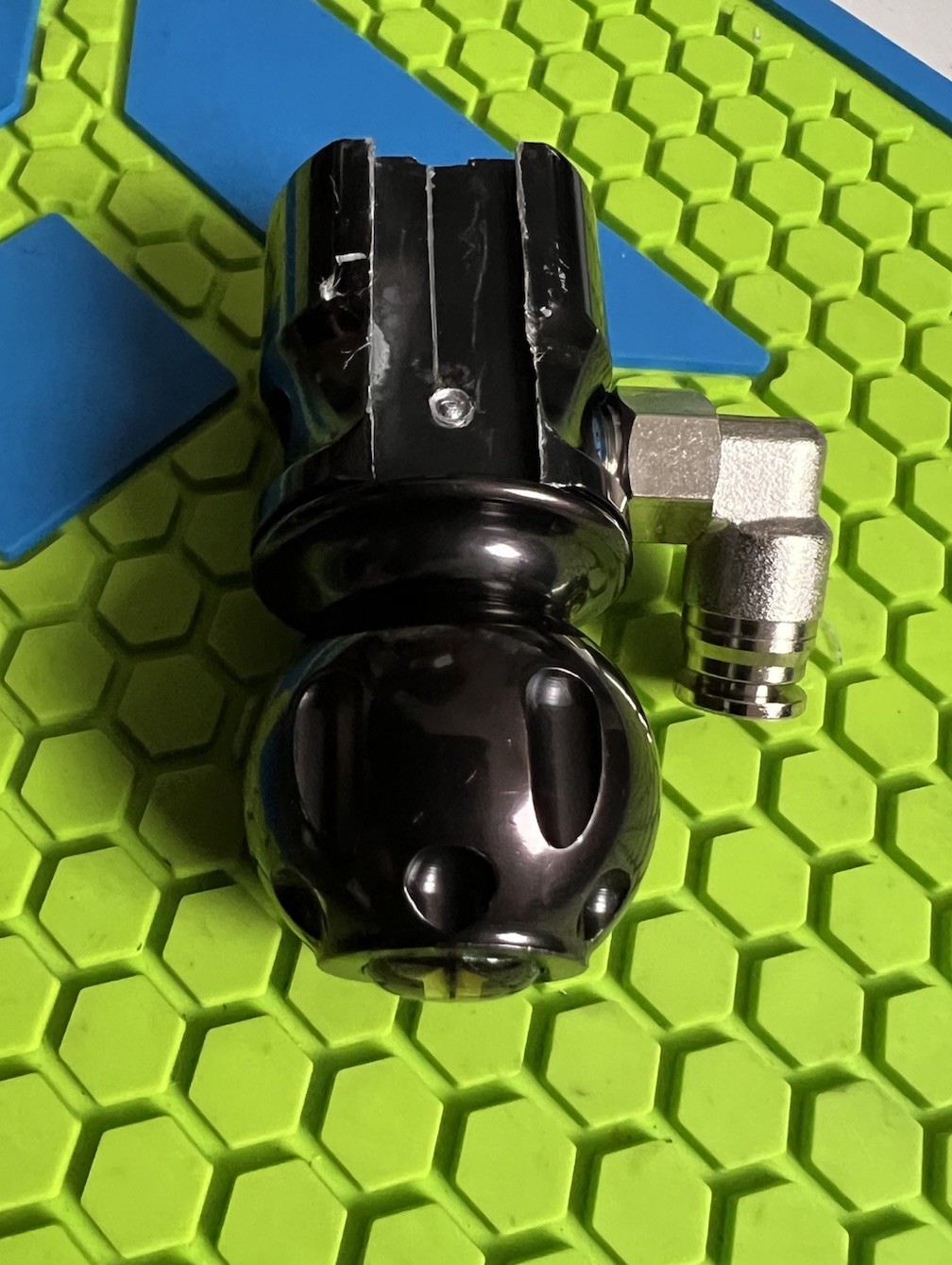 TRINITY PAINTBALL DOVETAIL ON/OFF ASA + MACROLINE FITTING - GLOSS BLACK