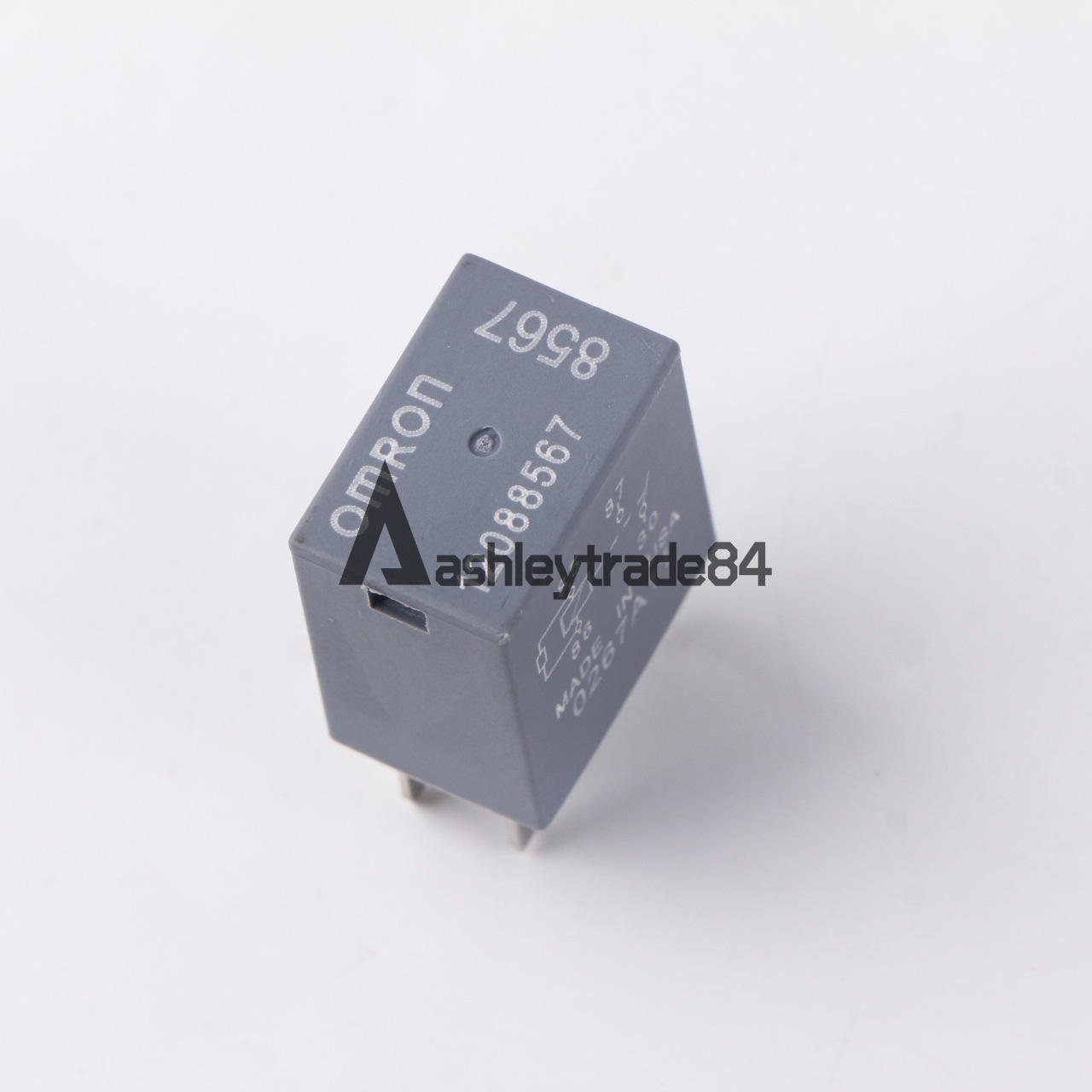 ONE NEW OMRON 12088567 RELAY 4PIN