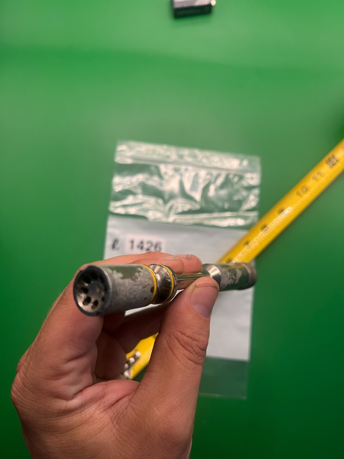 Autococker Bolt