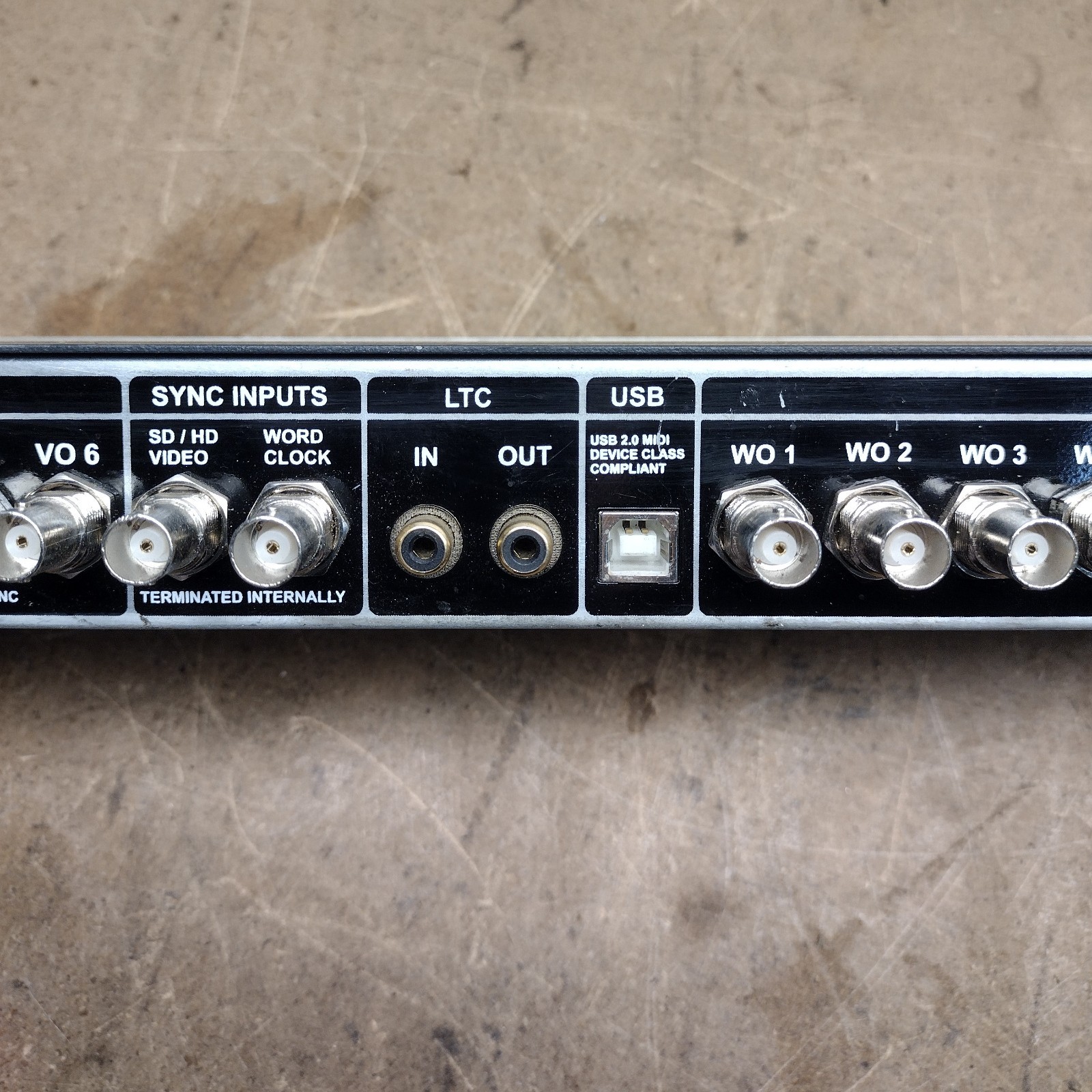 Rosendahl Nanosyncs HD Multistandard Sync Engine w/Power Cord - Powers On - USED