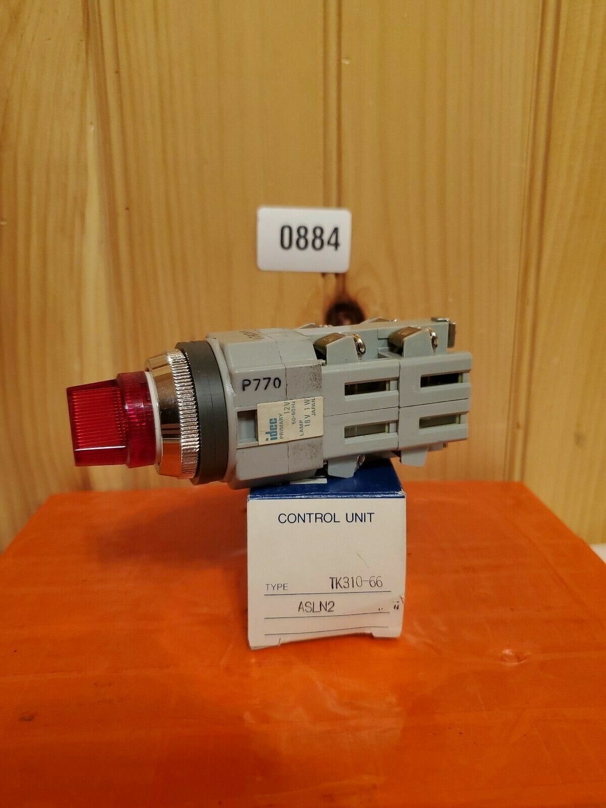 NEW IDEC POWER SELECTOR SWITCH ASLN2-TK310-66  **NEW**
