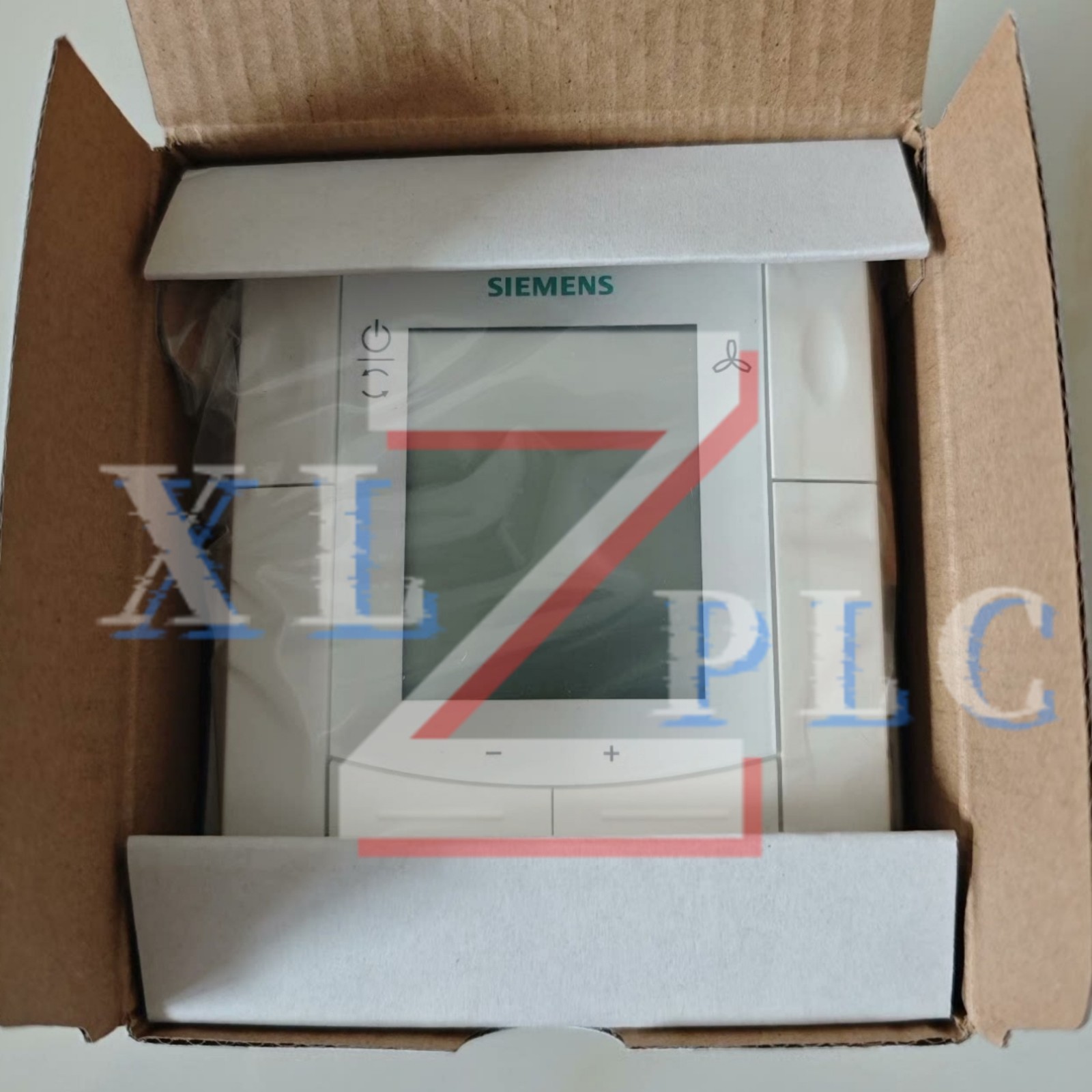 1PCS New SIEMENS RDF300.02 Temperature Controller Switch In Box*