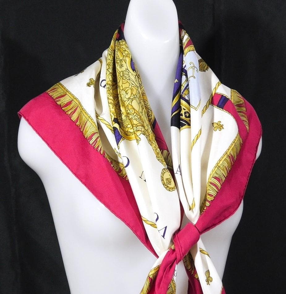 HERMES Carre 90 100% Silk Scarf 544117
