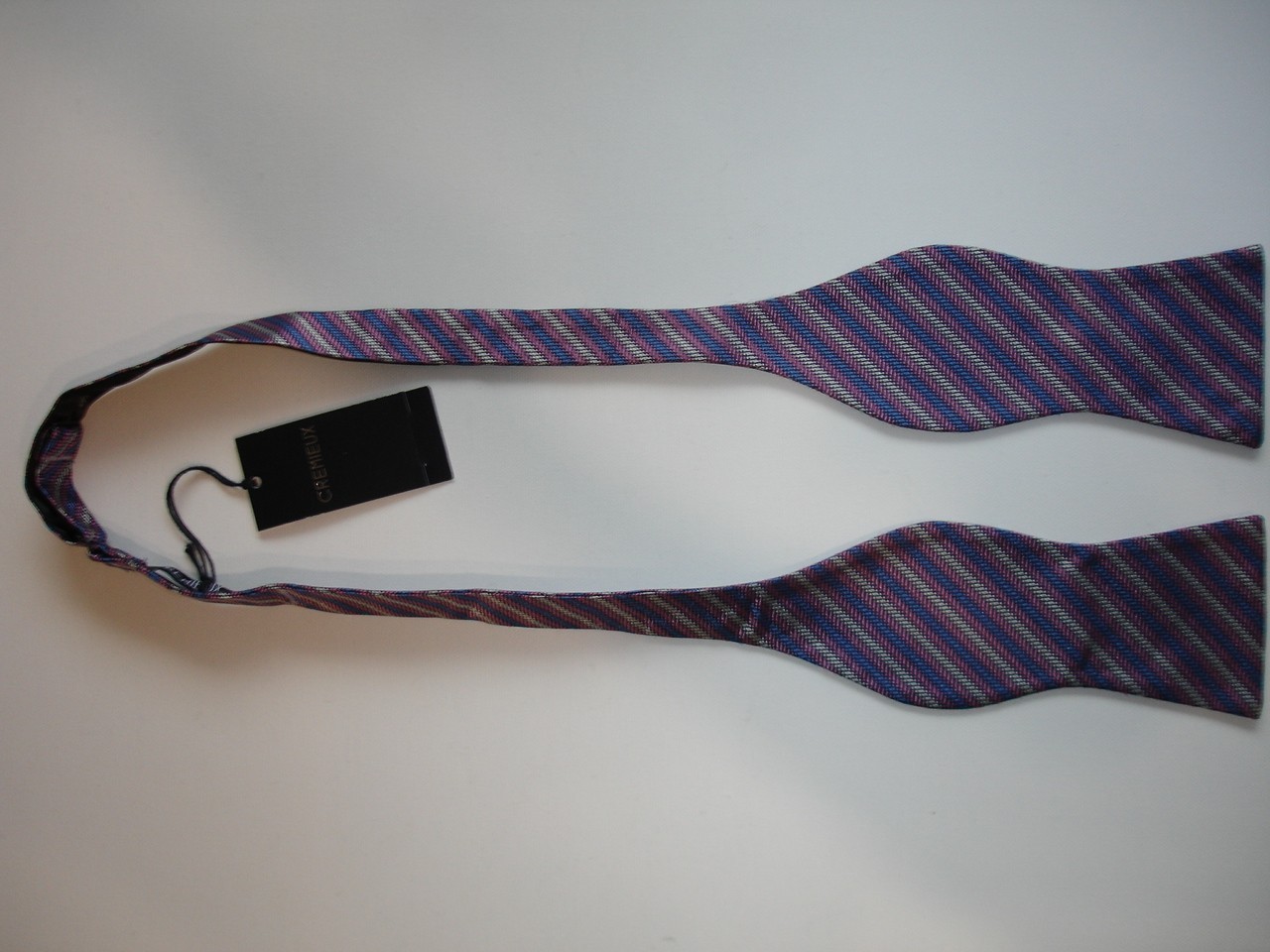 New DANIEL CREMIEUX Adjustable 100% Silk Bow Tie Bowtie Stripes Pattern NWT