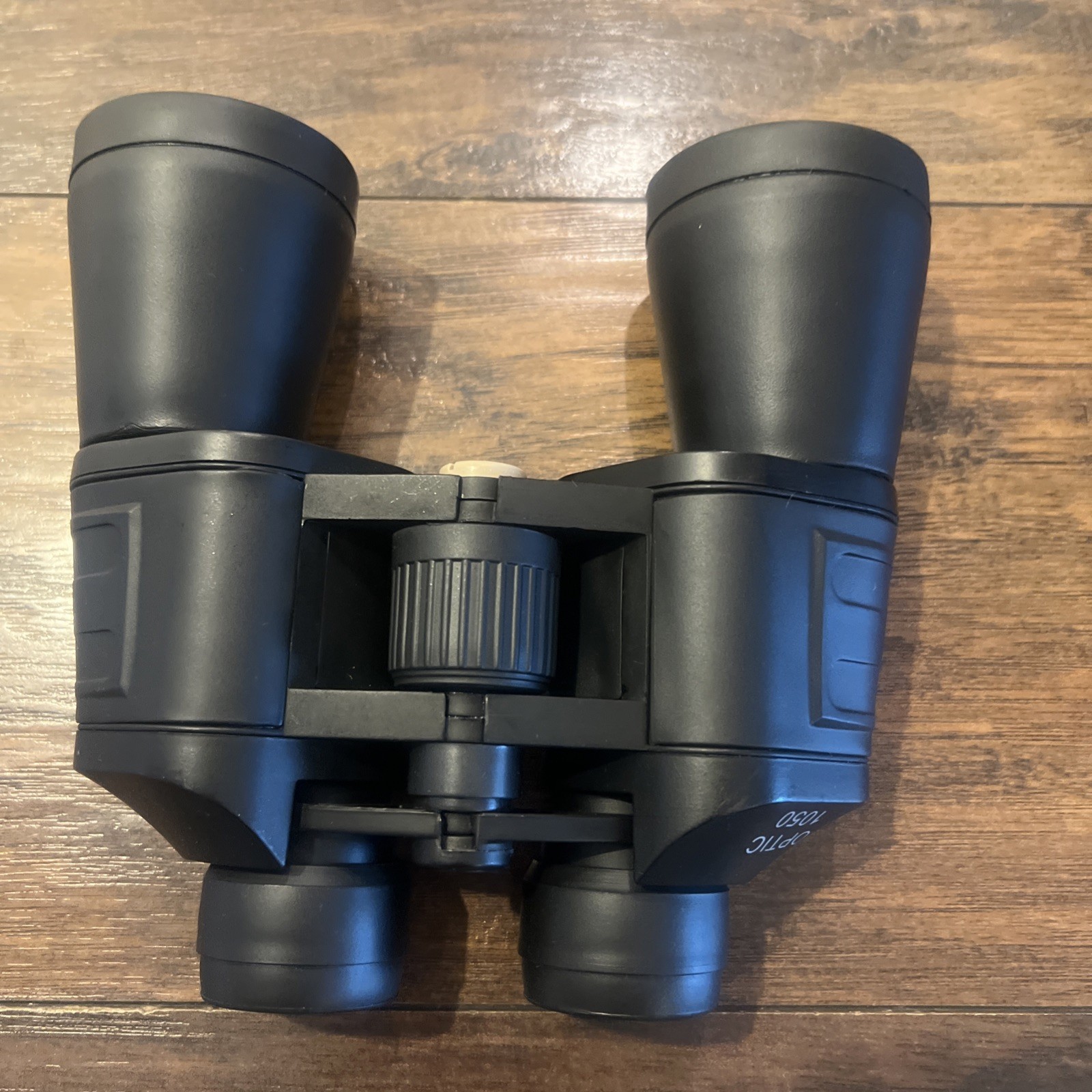OPTIC 1050 BINOCULARS , & CARRYING CASE, GREAT SHAPE