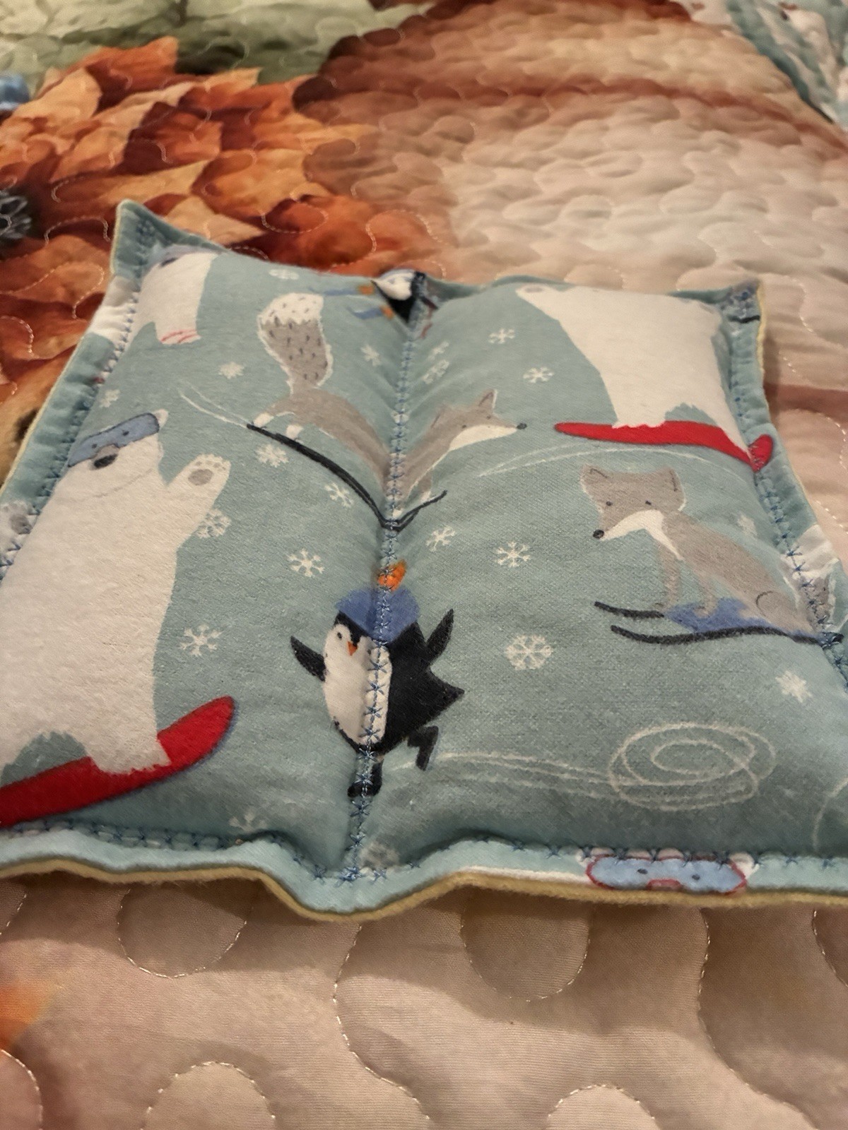 Cold & Hot Pack Reusable Fabric Therapy Pad Rectangle Blue/Beige Winter Print