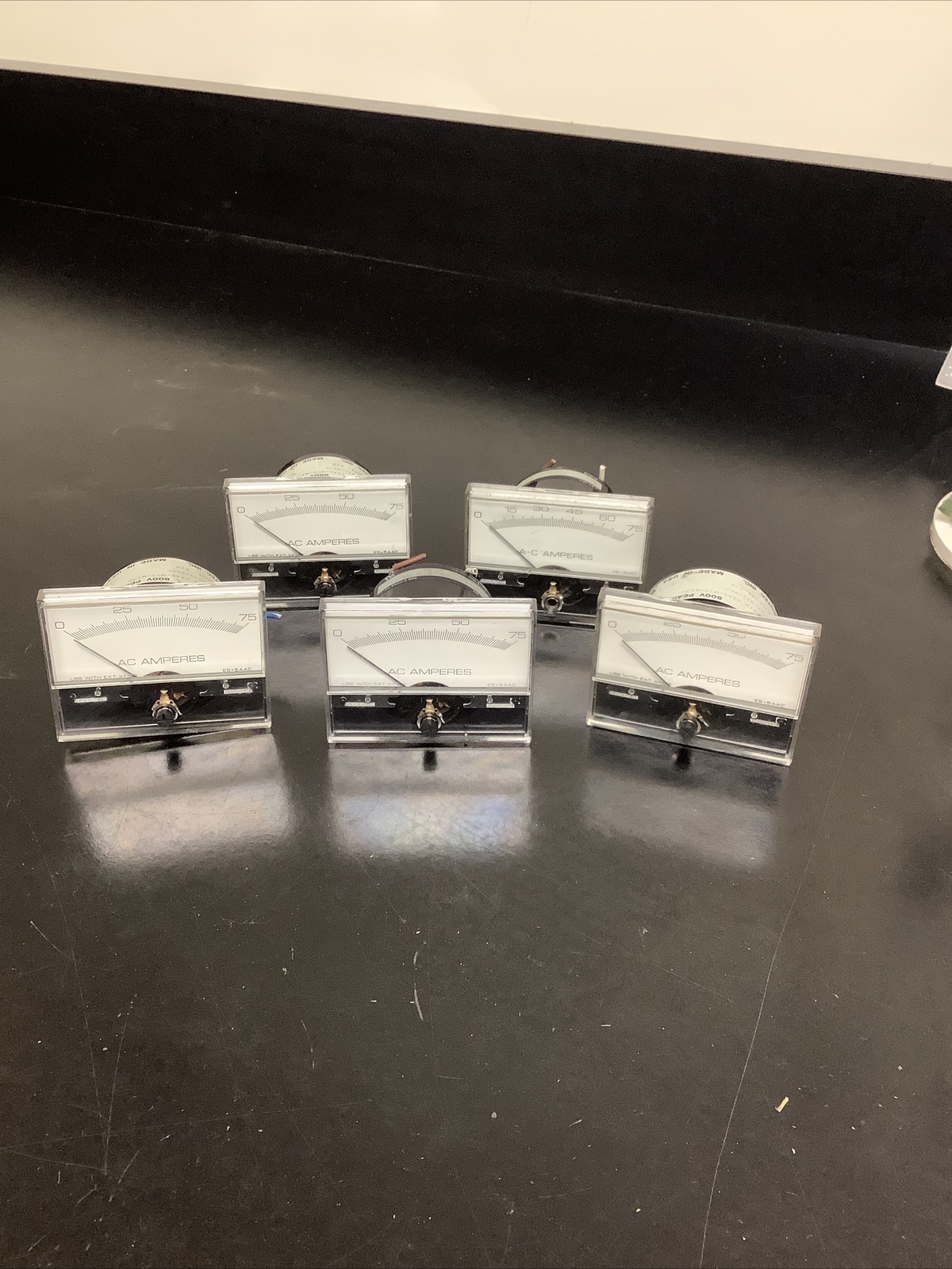 Lot of 5 Modutec panel meters AC Amperes 930032-587A