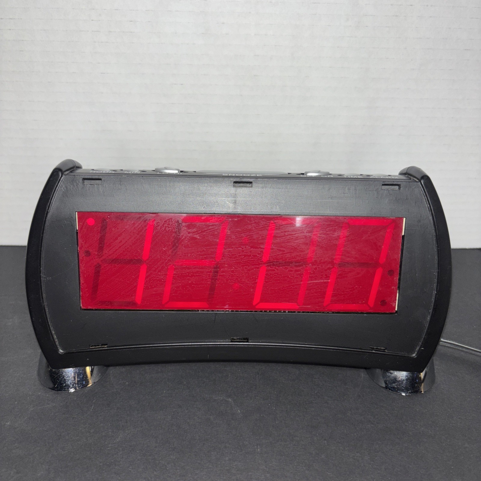 Advance Model No:4757 Digital Alarm Clock