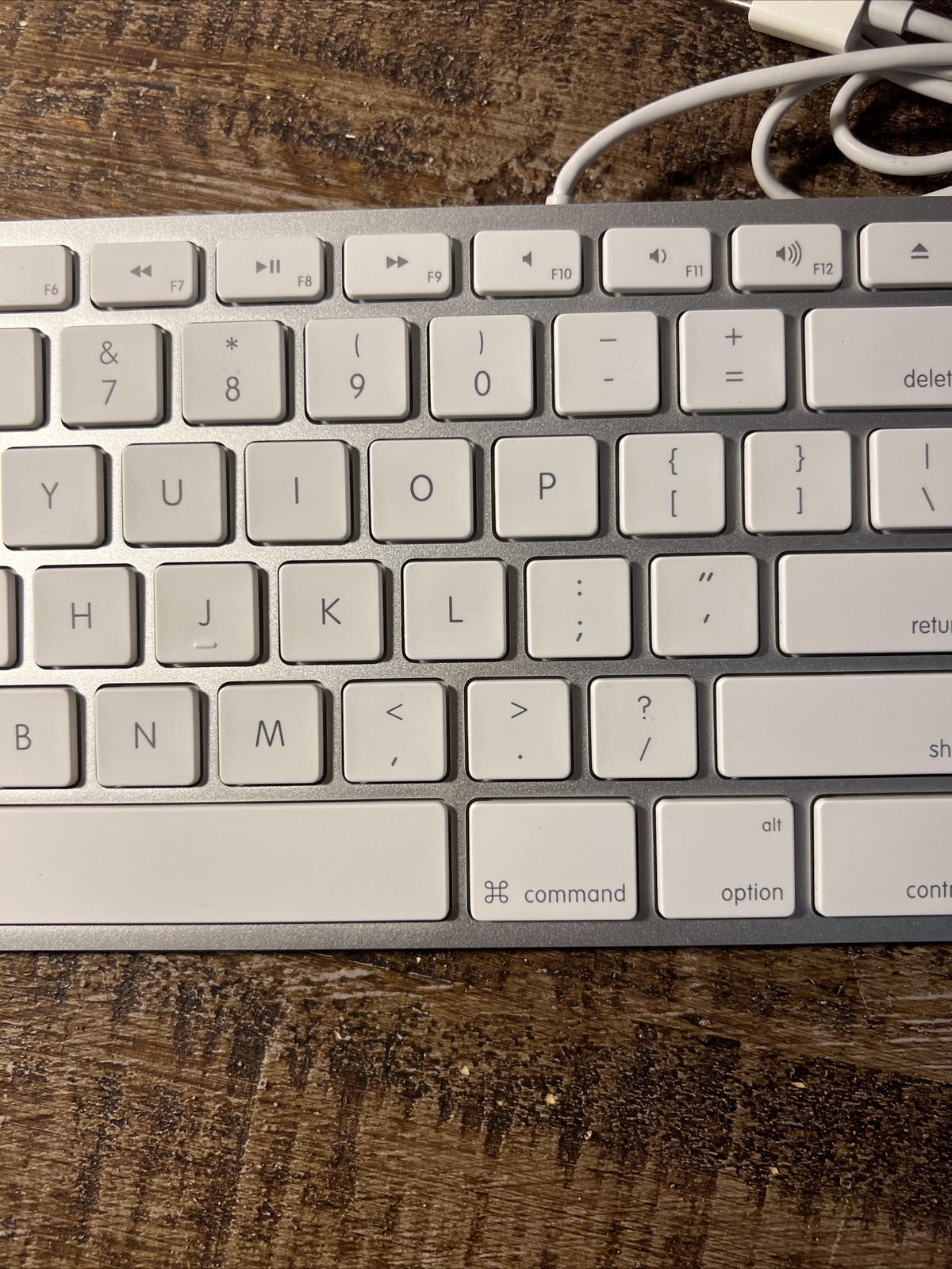 Apple Aluminum USB Wired Keyboard With Numeric Keypad A1243 Tested To Work