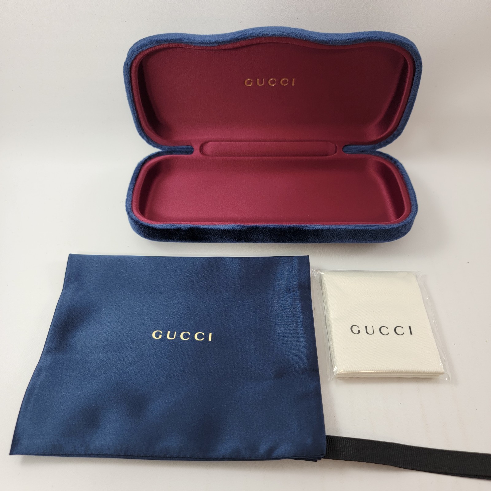 New Authentic Gucci Sunglasses Eyeglasses Case Blue Velvet Clamshell Small Case