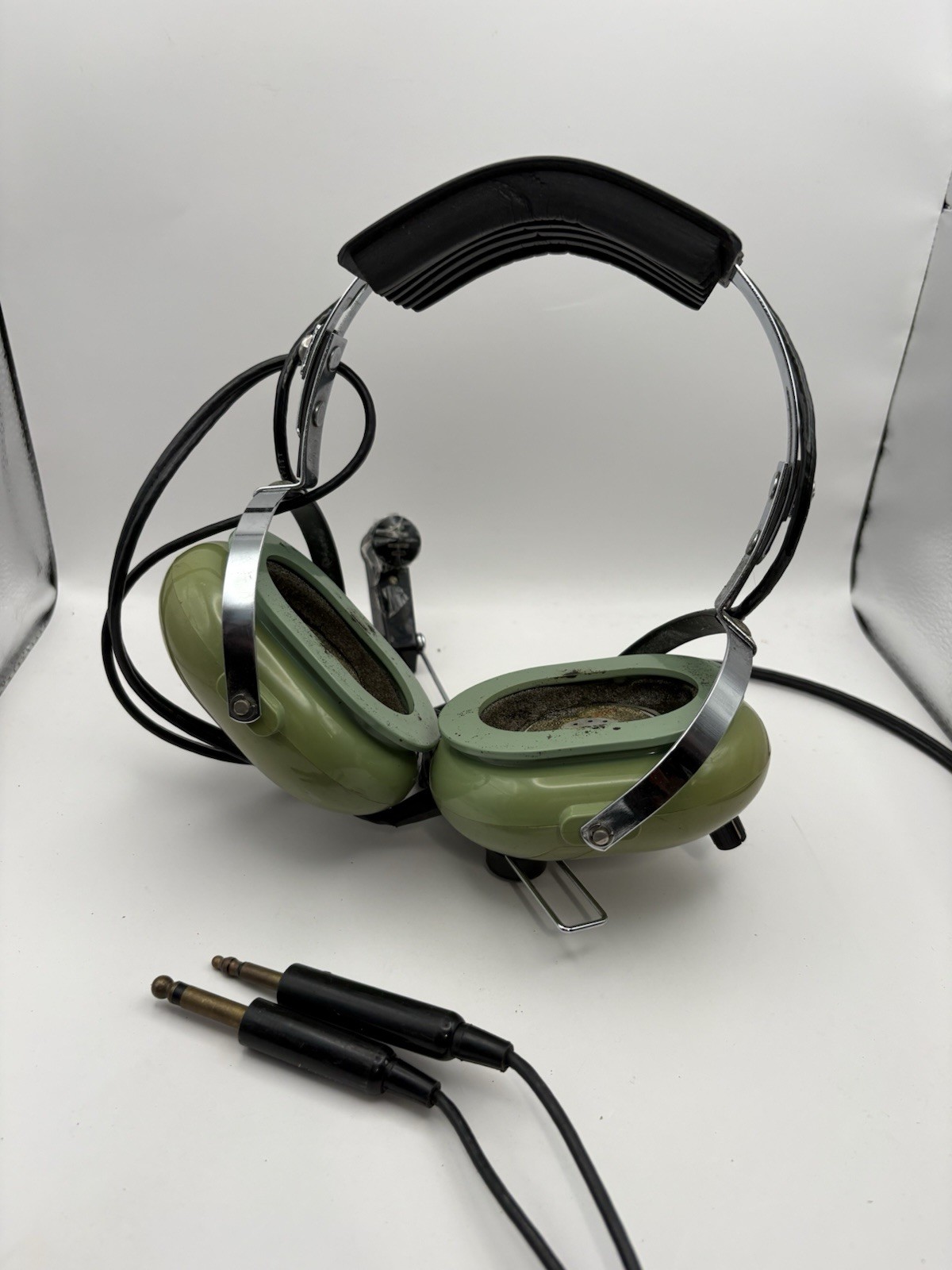 David Clark H10-36 Headset With Attached Mic Not Tested