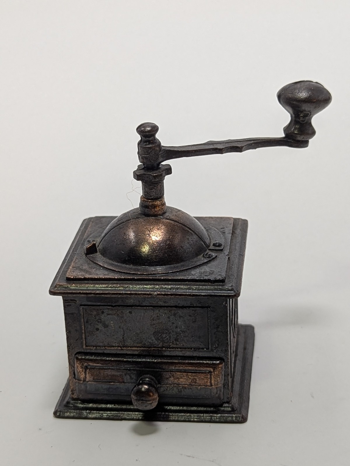 Vintage Finished Die Cast Miniature Coffee Grinder Pencil Sharpener Mill Mini