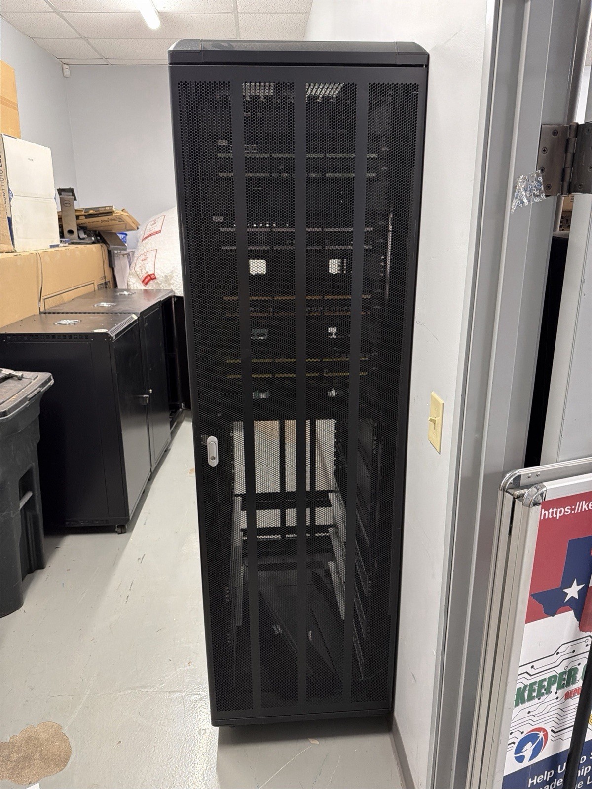 Rack Solutions 42U RACK-151 Server Cabinet 600mm x 1000mm 🚨Local Pickup Addison