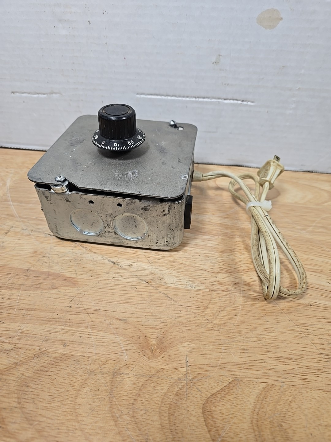 General Electric VOLT-PAC Variable Transformer Model 9T92A10 12Amp lot