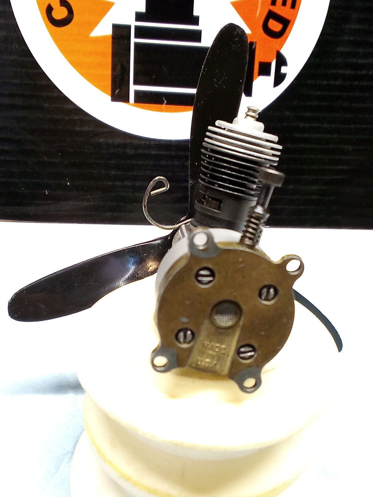 Vintage COX 049 Model Engine With Starter And Prop - #005